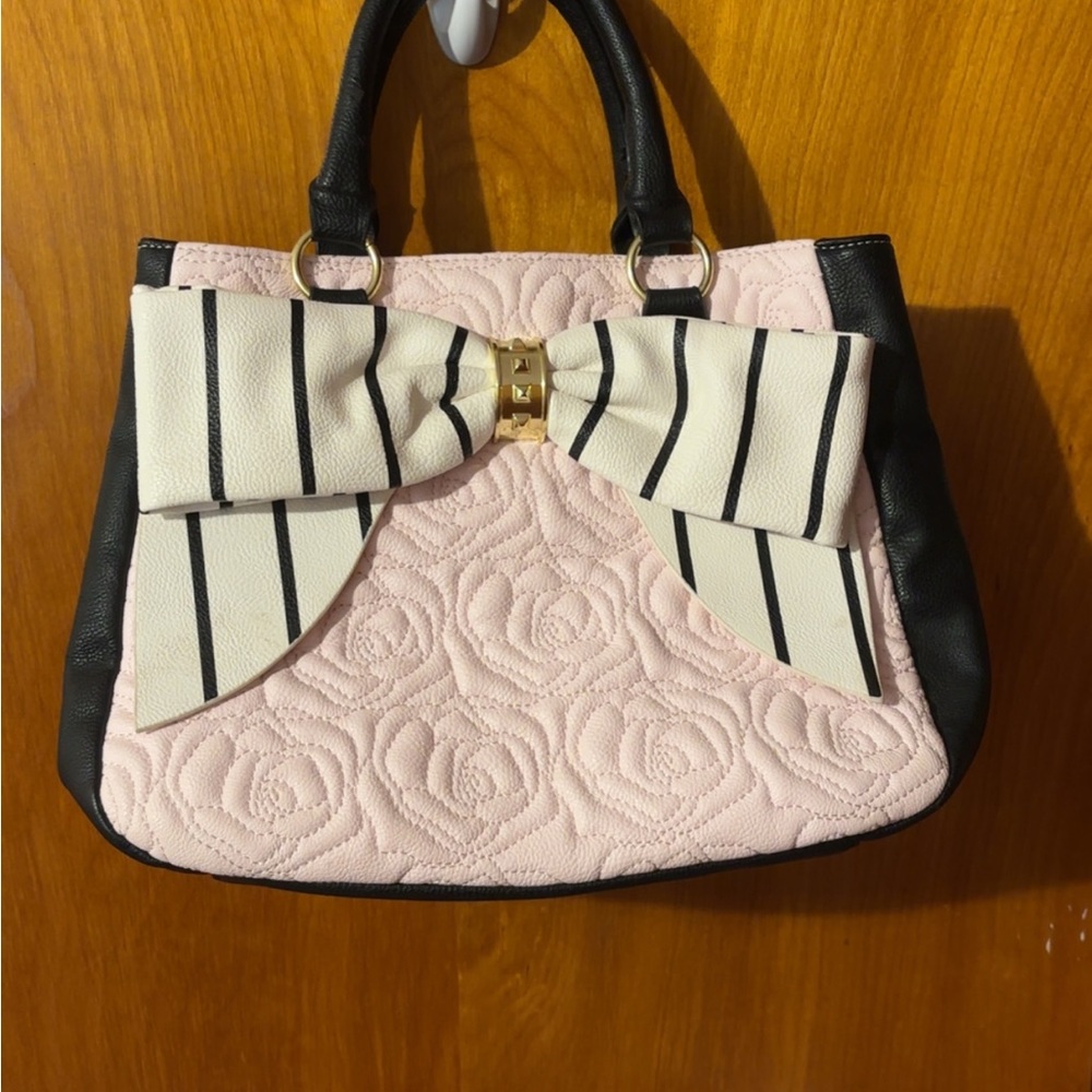Elegant Pink and Black BETSY JOHNSON Handbag with BIG striped Bow